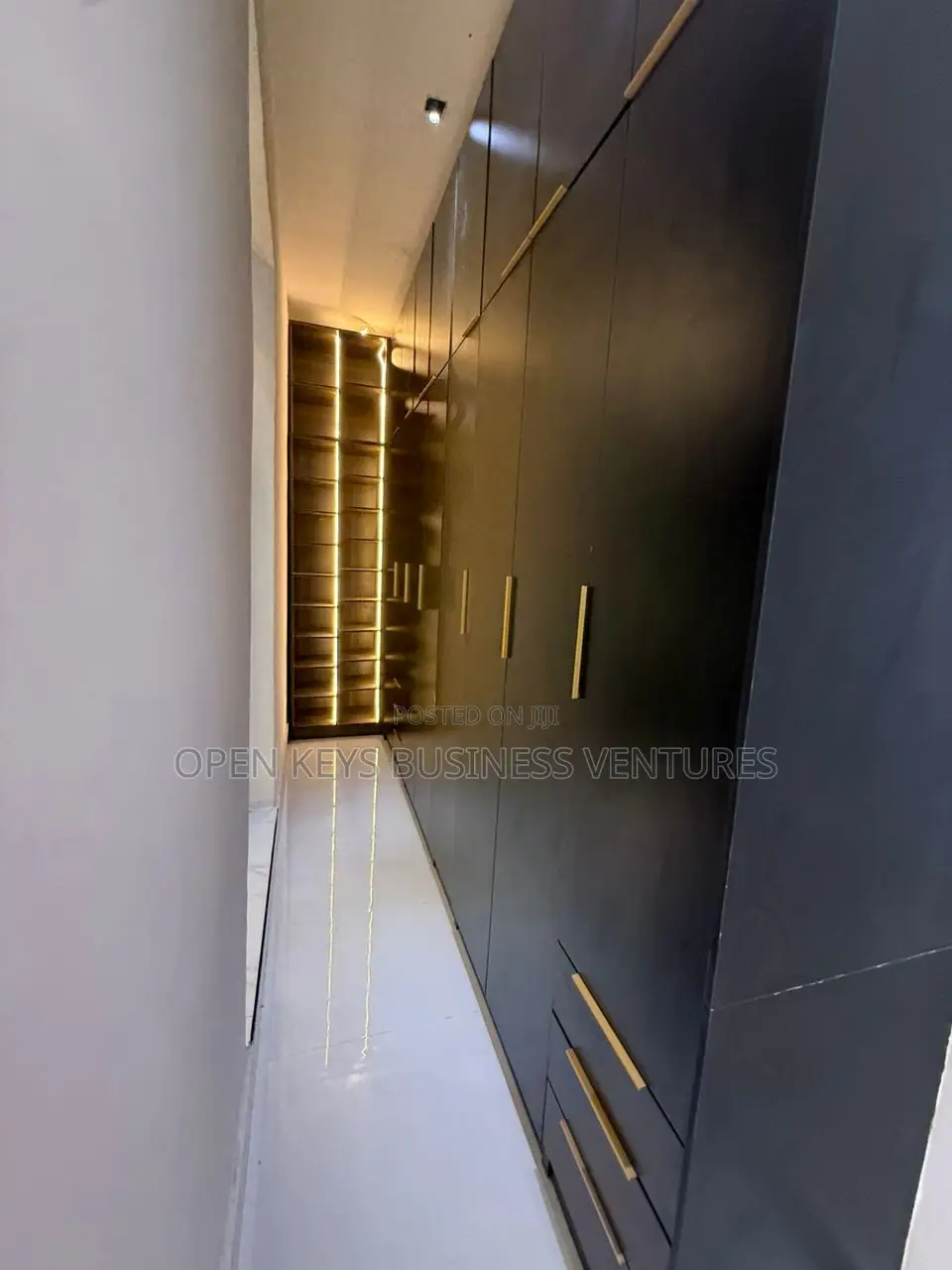 Furnished 5bdrm Duplex in Lekki Palm City, Ado / Ajah for sale