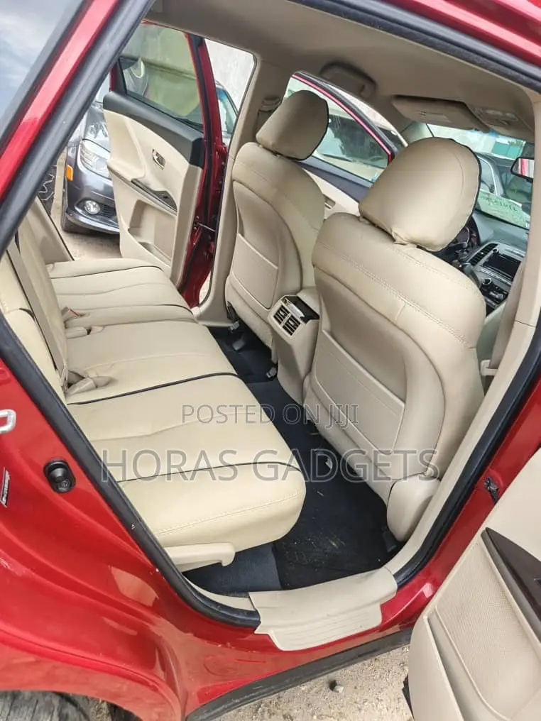 Toyota Venza 2011 Red