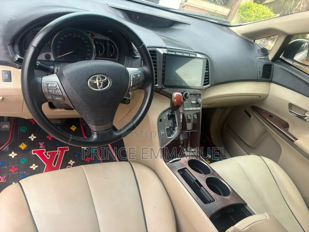 Toyota Venza 2010 White