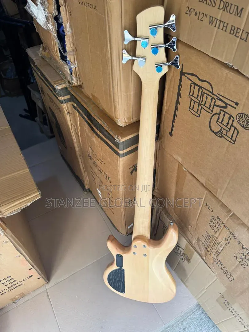 Well Sound 5-String Active Bass Guitar With Built-in Preamp – Natural