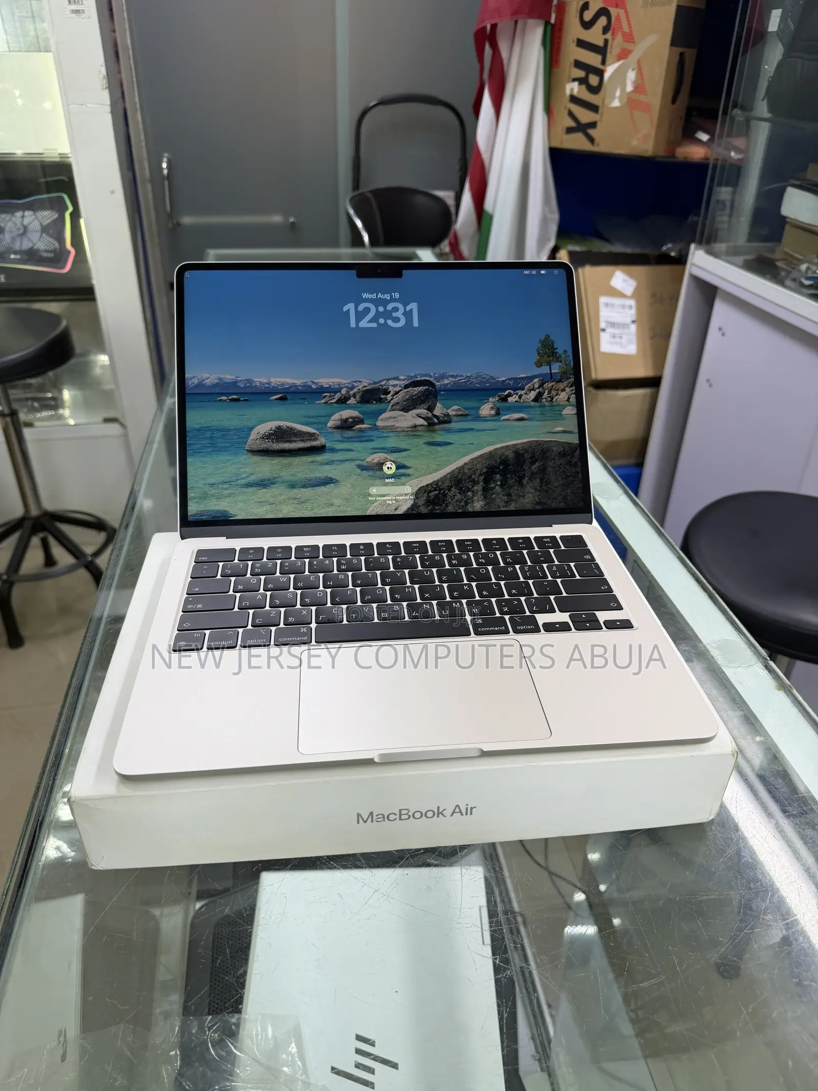 Laptop Apple MacBook Air 2024 M3 24GB Apple M3 SSD 512GB