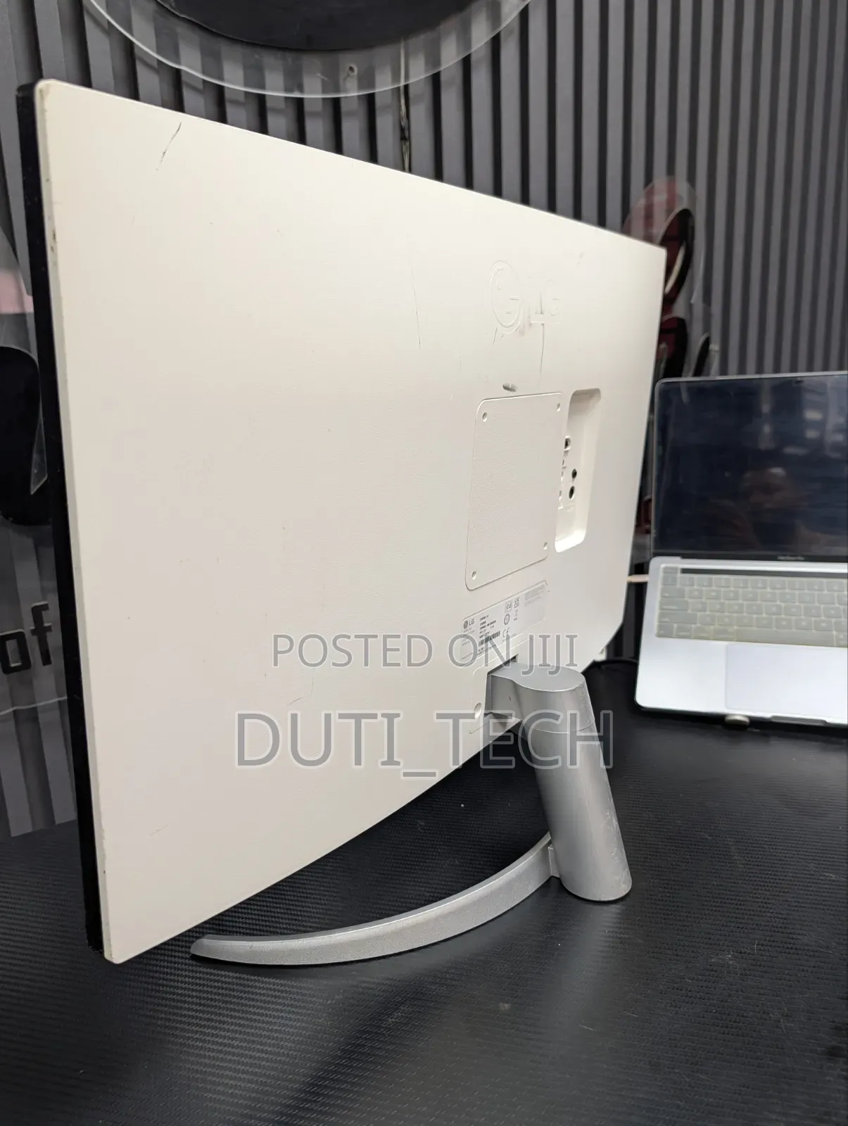 LG 27up600-W 27" Uhd Ips Monitor — 27- Ips Uhd(3840×2160),
