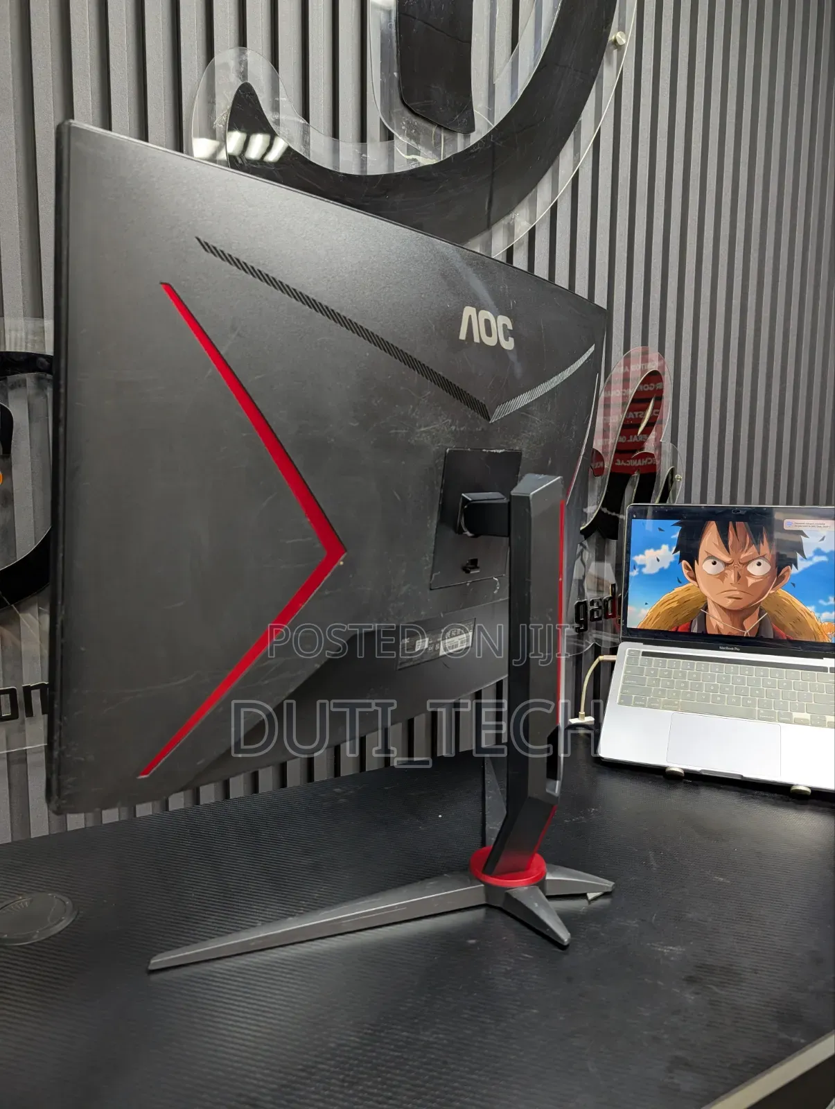 AOC Q32G2 32" QHD Gaming Monitor — 32-Inch Curved 2560×1440 QHD 144Hz