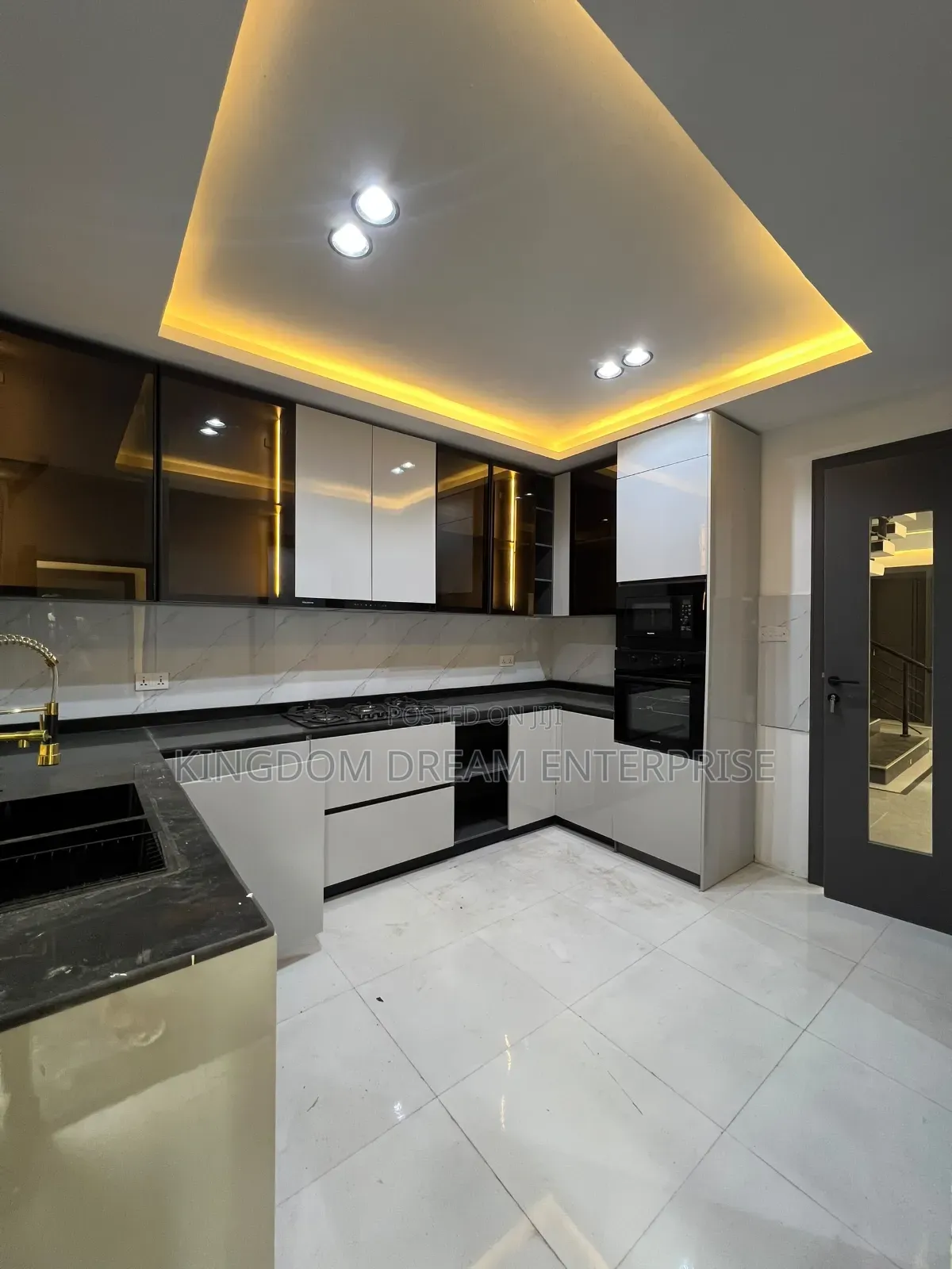 3bdrm Maisonette in Abraham Adesanya for rent