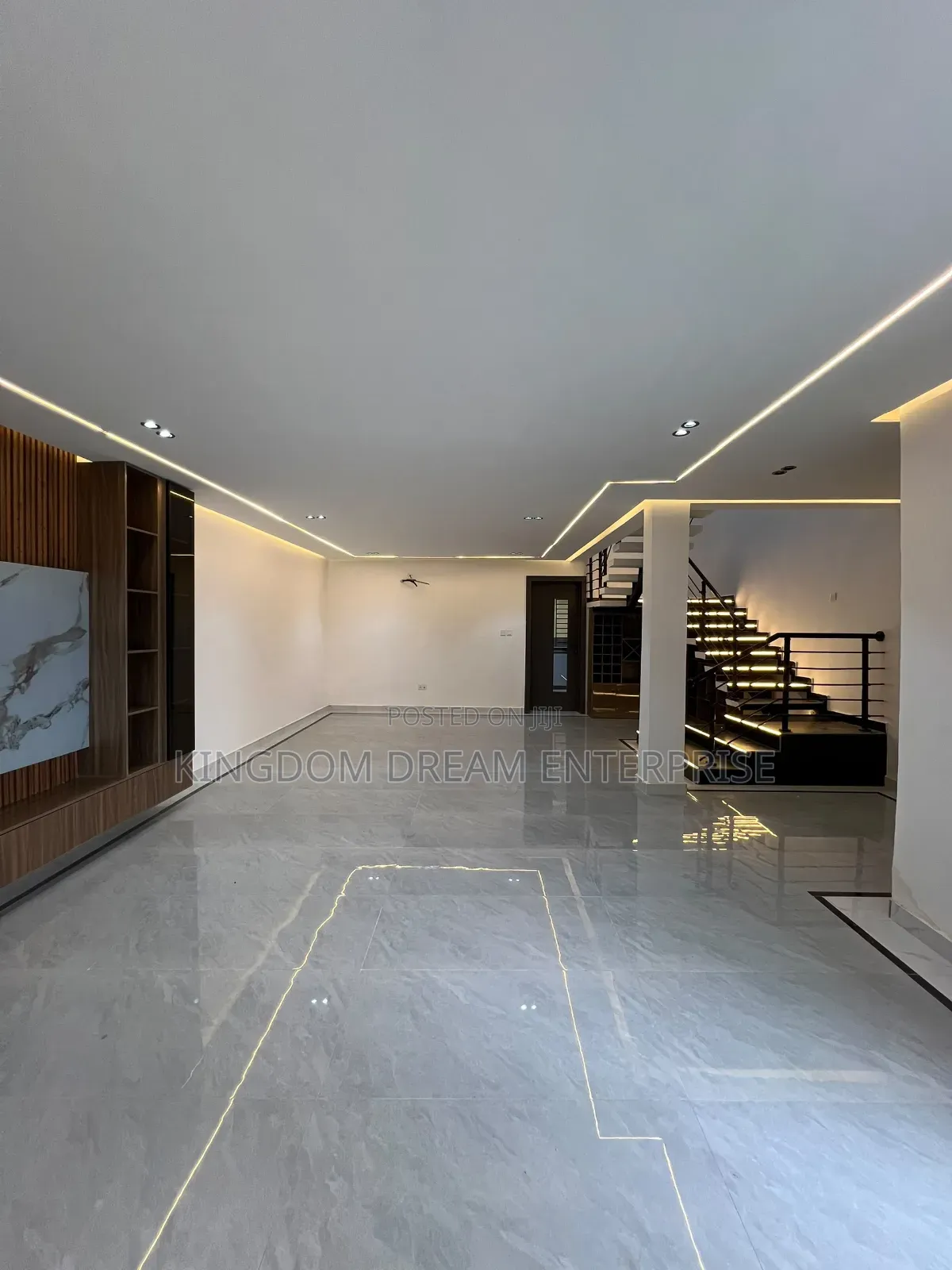 3bdrm Maisonette in Abraham Adesanya for rent