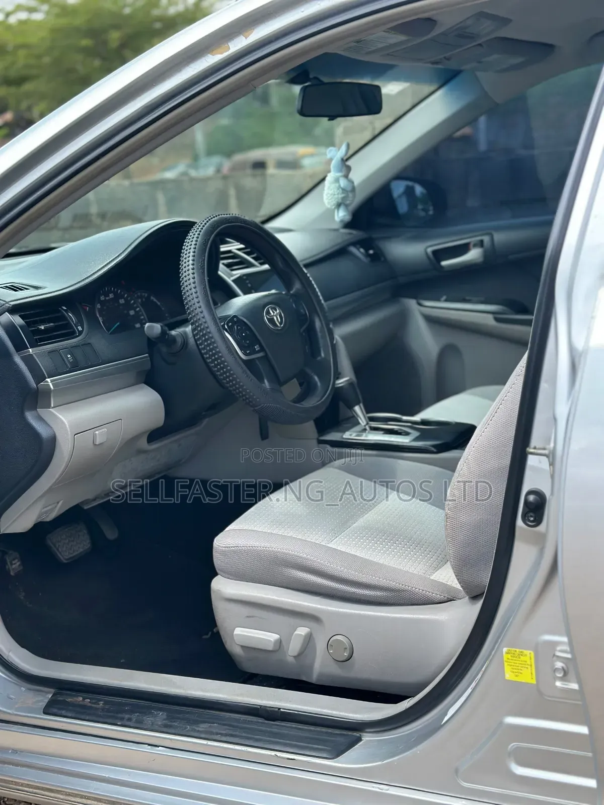 Toyota Camry 2012 Silver