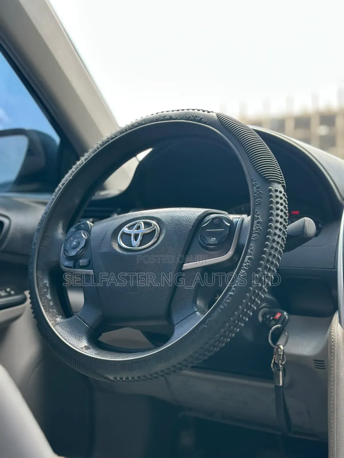 Toyota Camry 2012 Silver