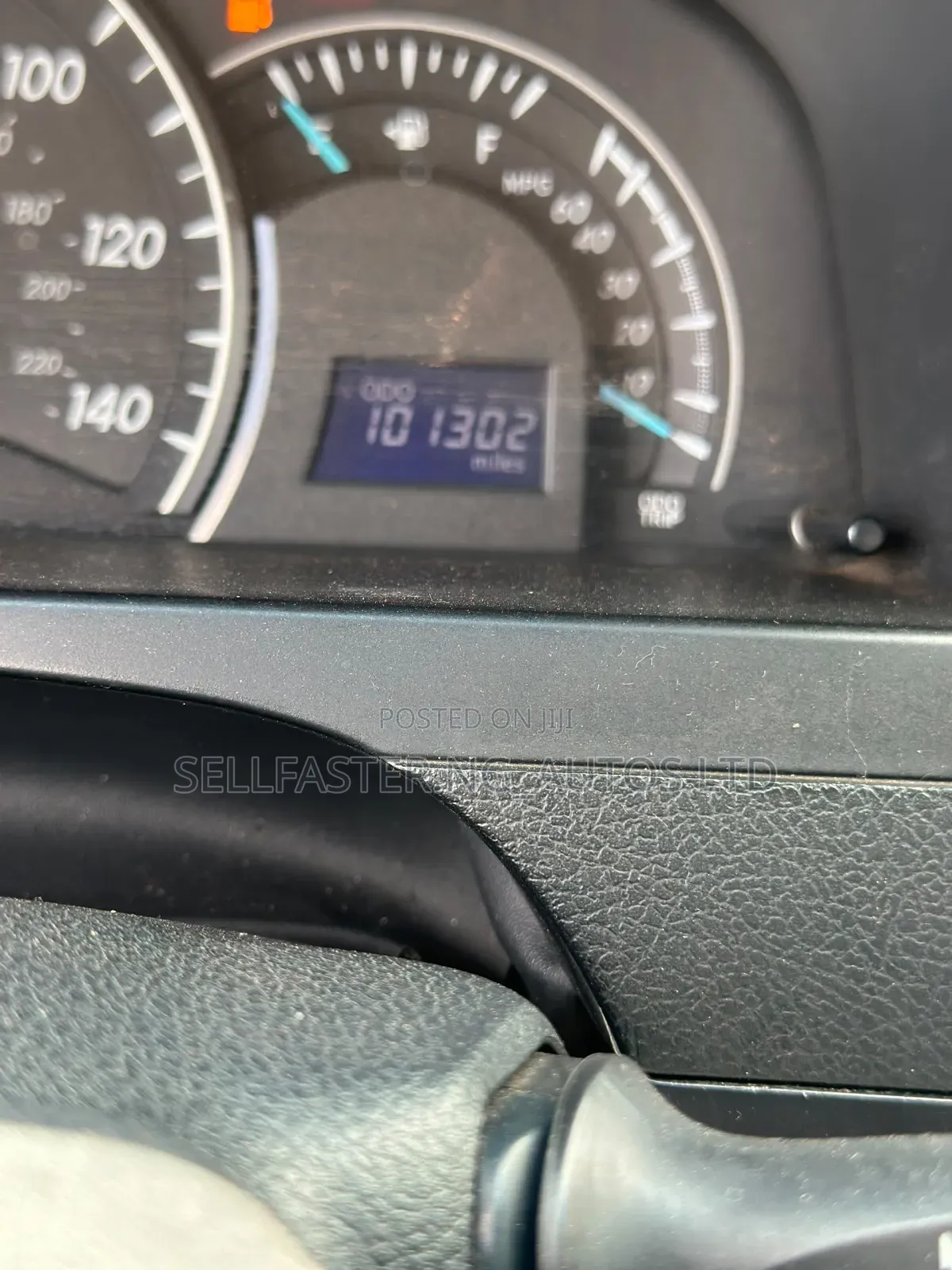 Toyota Camry 2012 Silver