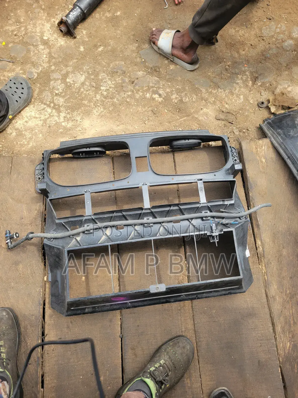 Front Court Plastic E70,x6
