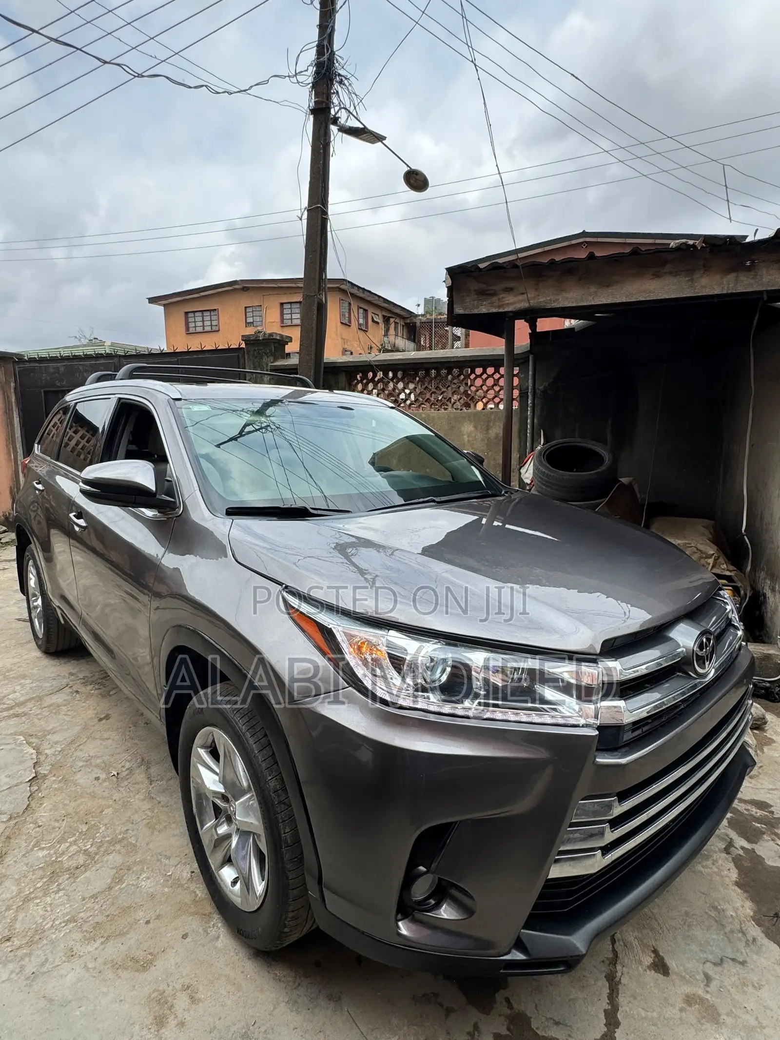 Toyota Highlander Limited Platinum V6 4x4 (3.5L 6cyl 6A) 2016 Gray