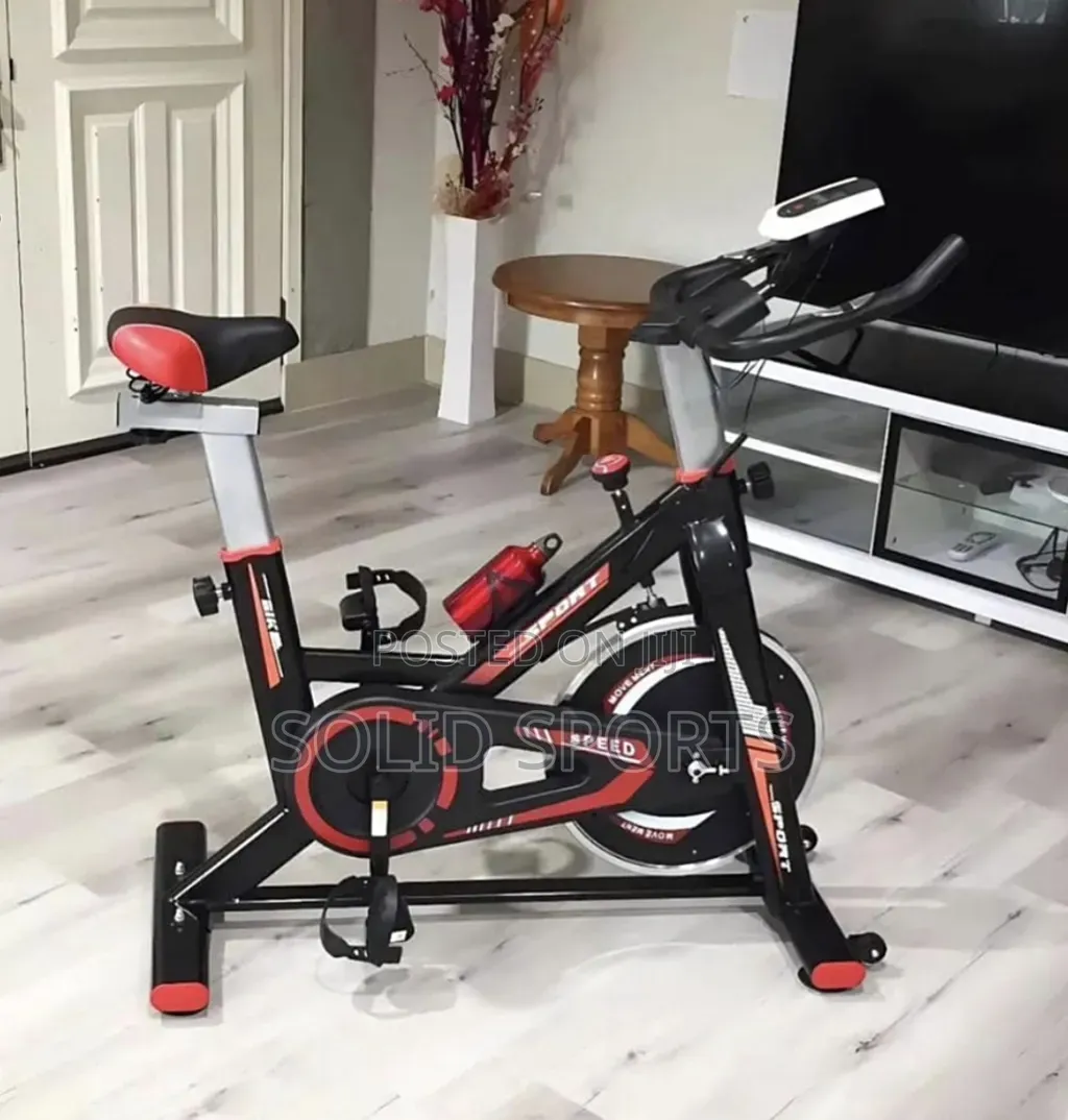 Spinning Bike Is a High-Performance Indoor Cycling Machine Designed