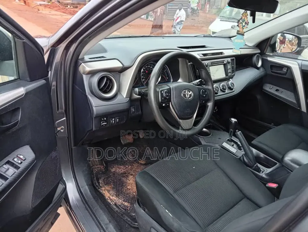 Toyota RAV4 2015 Gray
