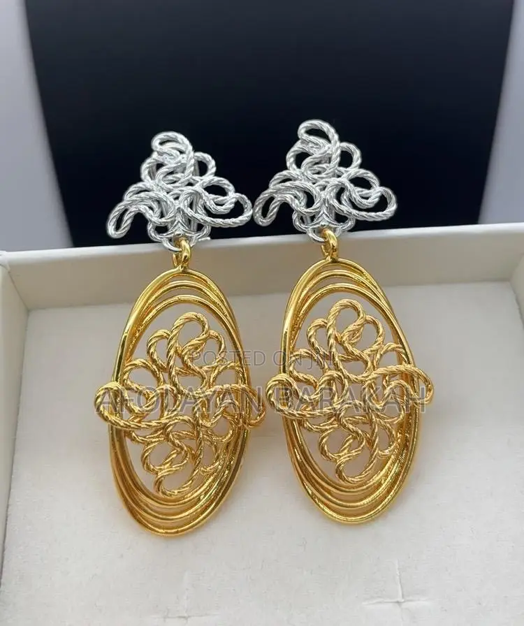 Dropping Earrings