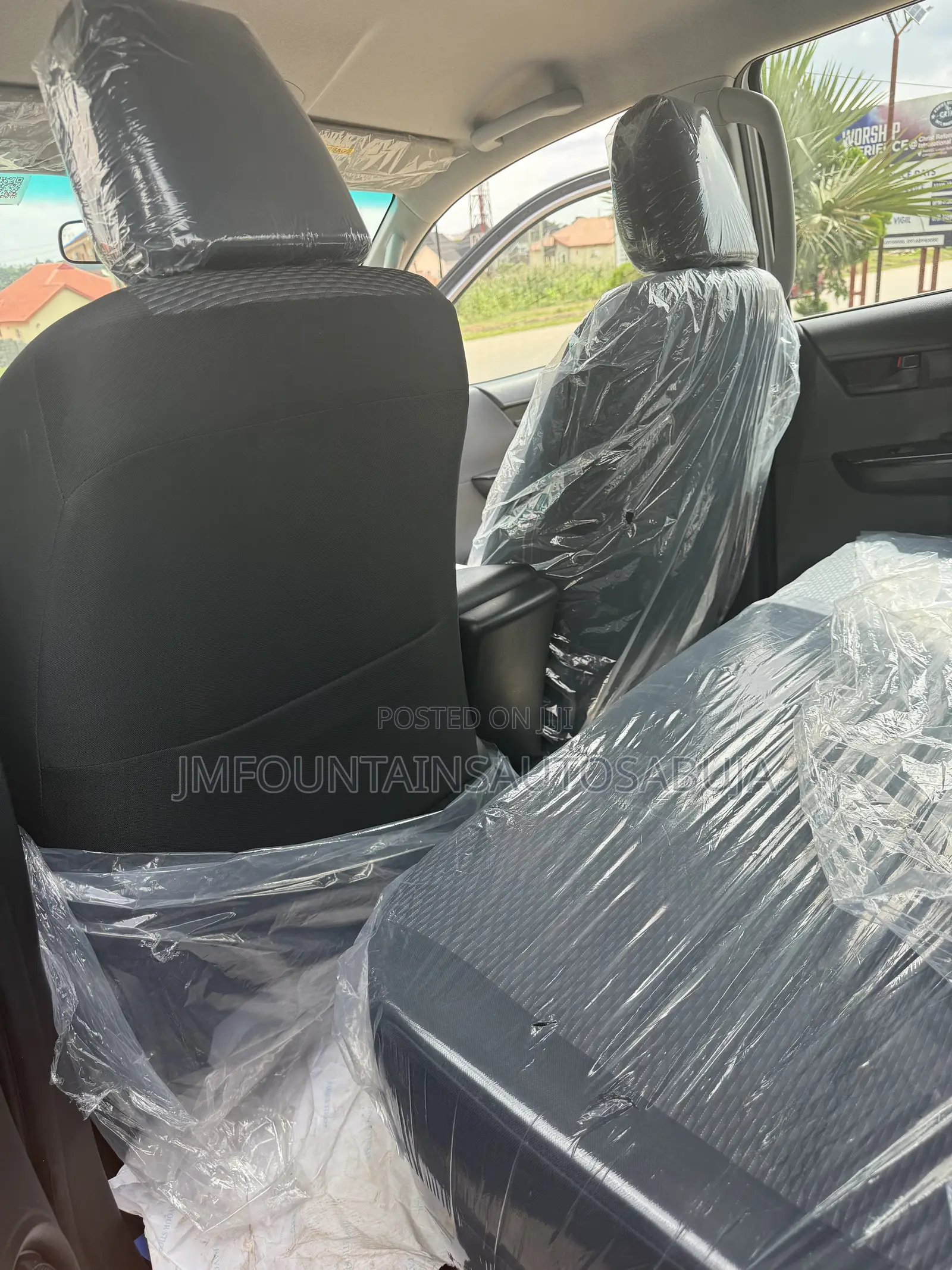 Toyota Hilux 2025 Gray