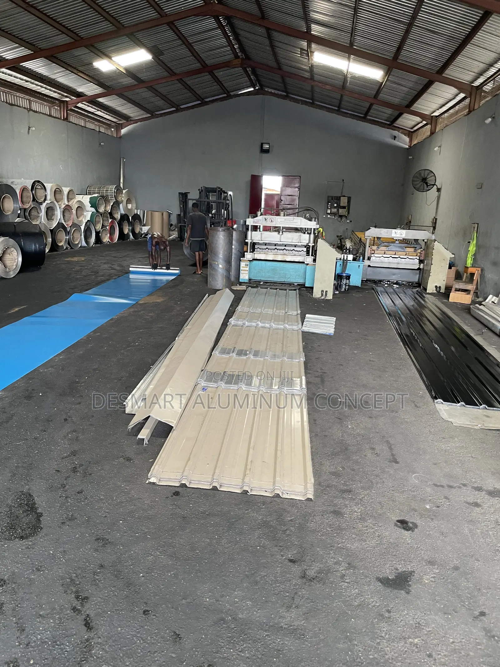 Desmart Roofing: Quality You Can Measure — 0.55mm BLACK