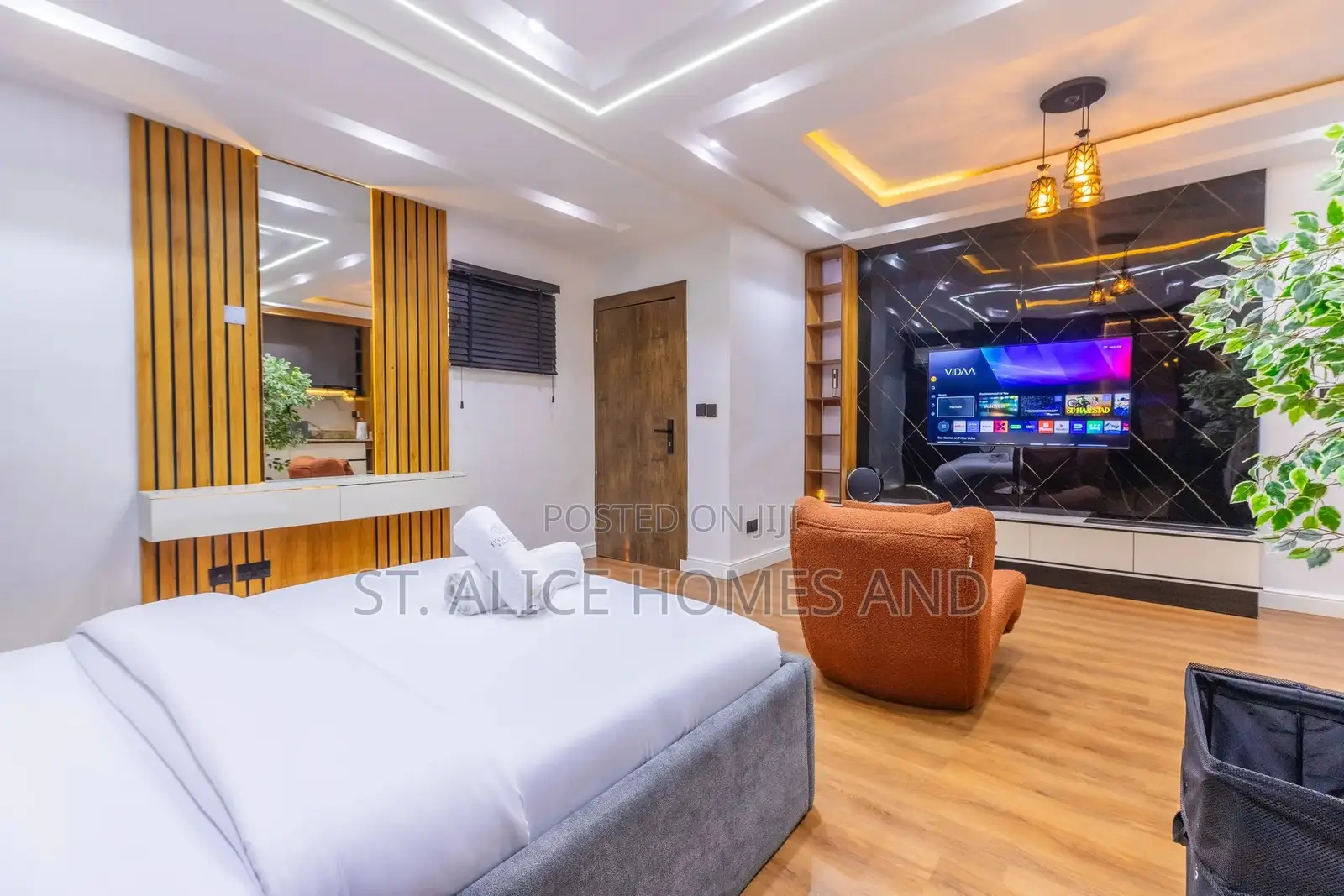 Deegliders Cassius Studio Apartment With PS5 and Private Balcony