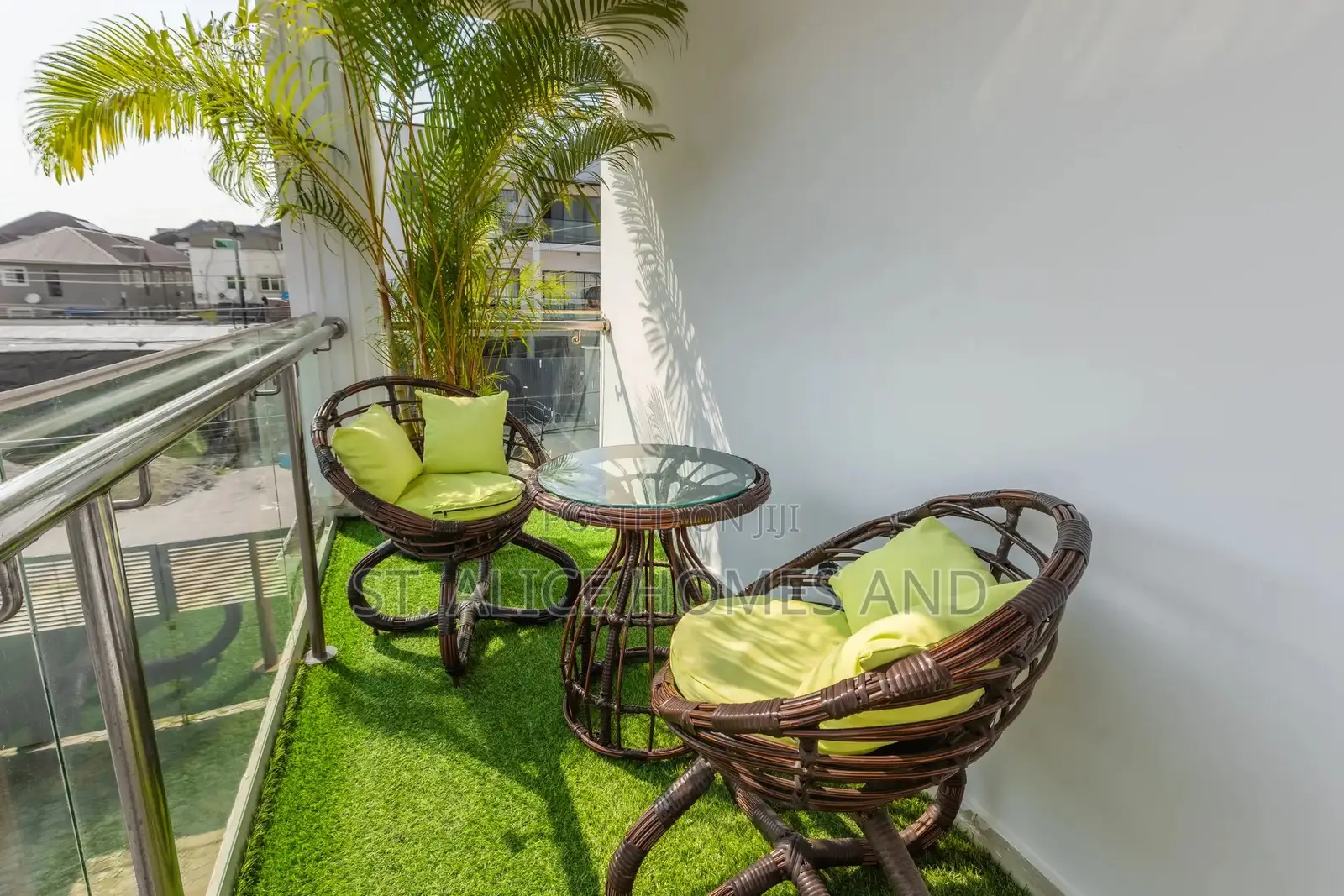 Deegliders Lucian 1 Bedroom Apartment With PS5 and Private Balcony