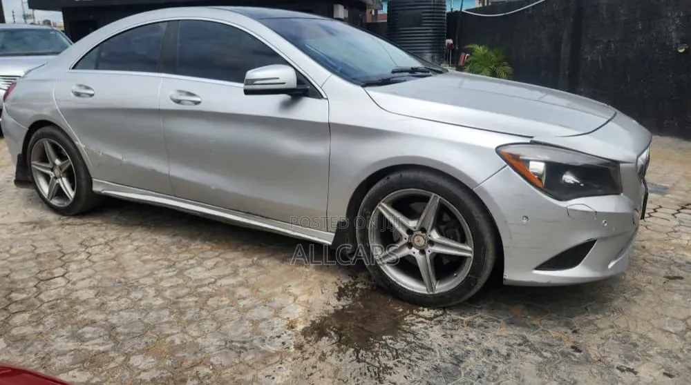 Mercedes-Benz CLA-Class 2015 Silver
