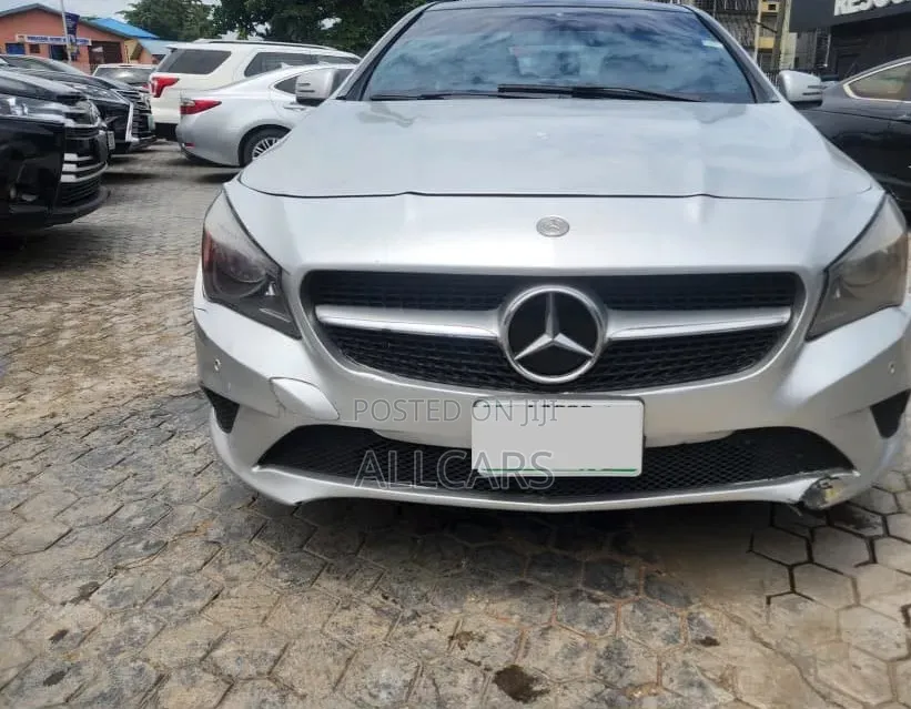 Mercedes-Benz CLA-Class 2015 Silver