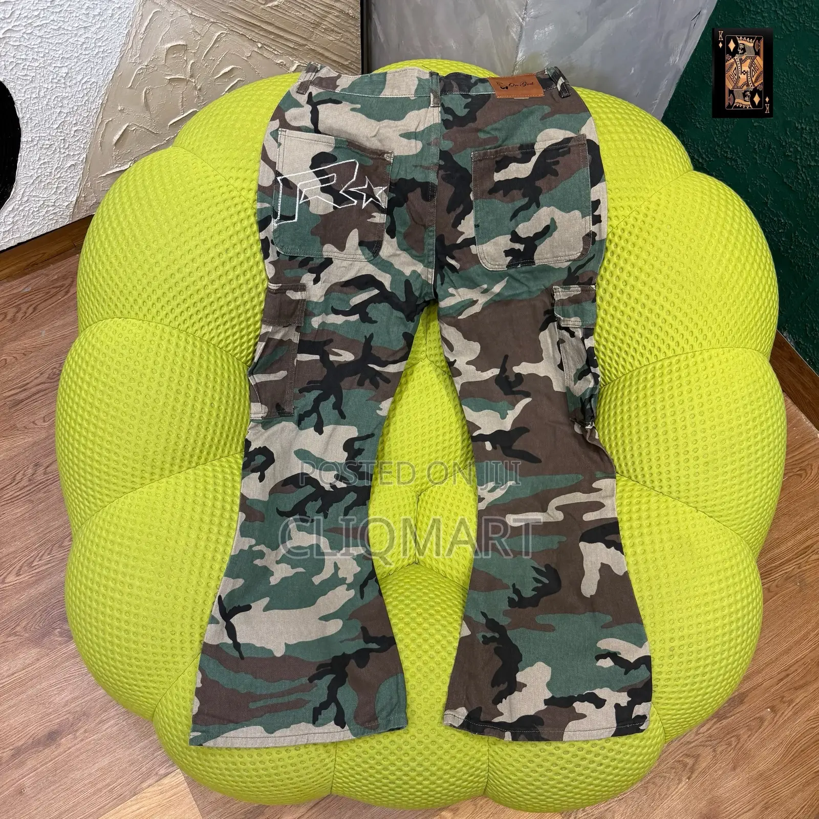 High Quality Camo Baggy Jeans