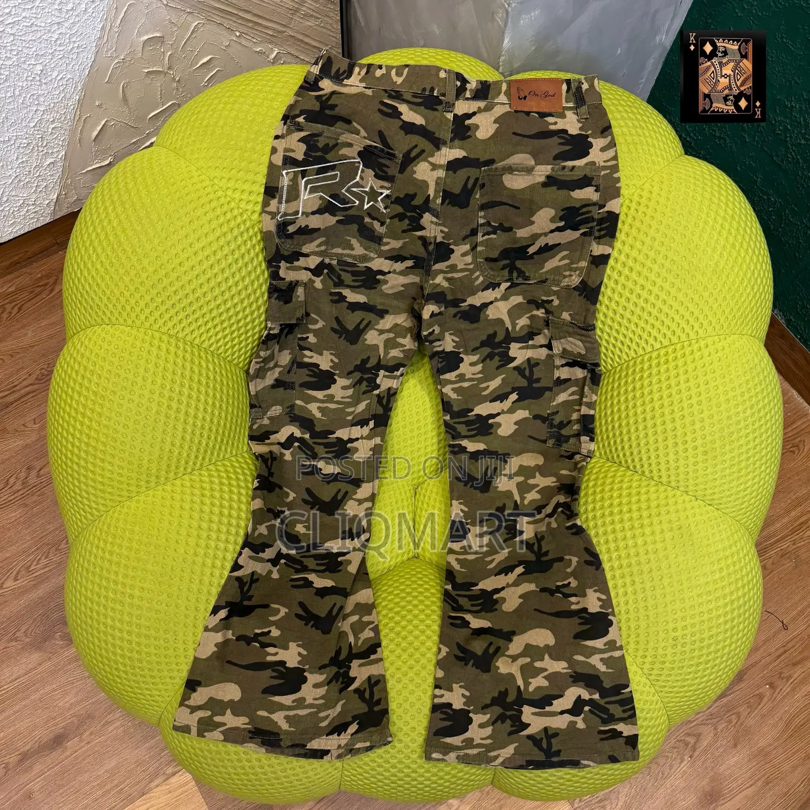 High Quality Camo Baggy Jeans