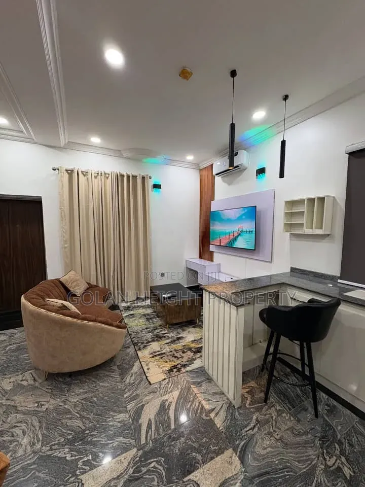Furnished 1bdrm Block of Flats in Jahi Gilmore for rent