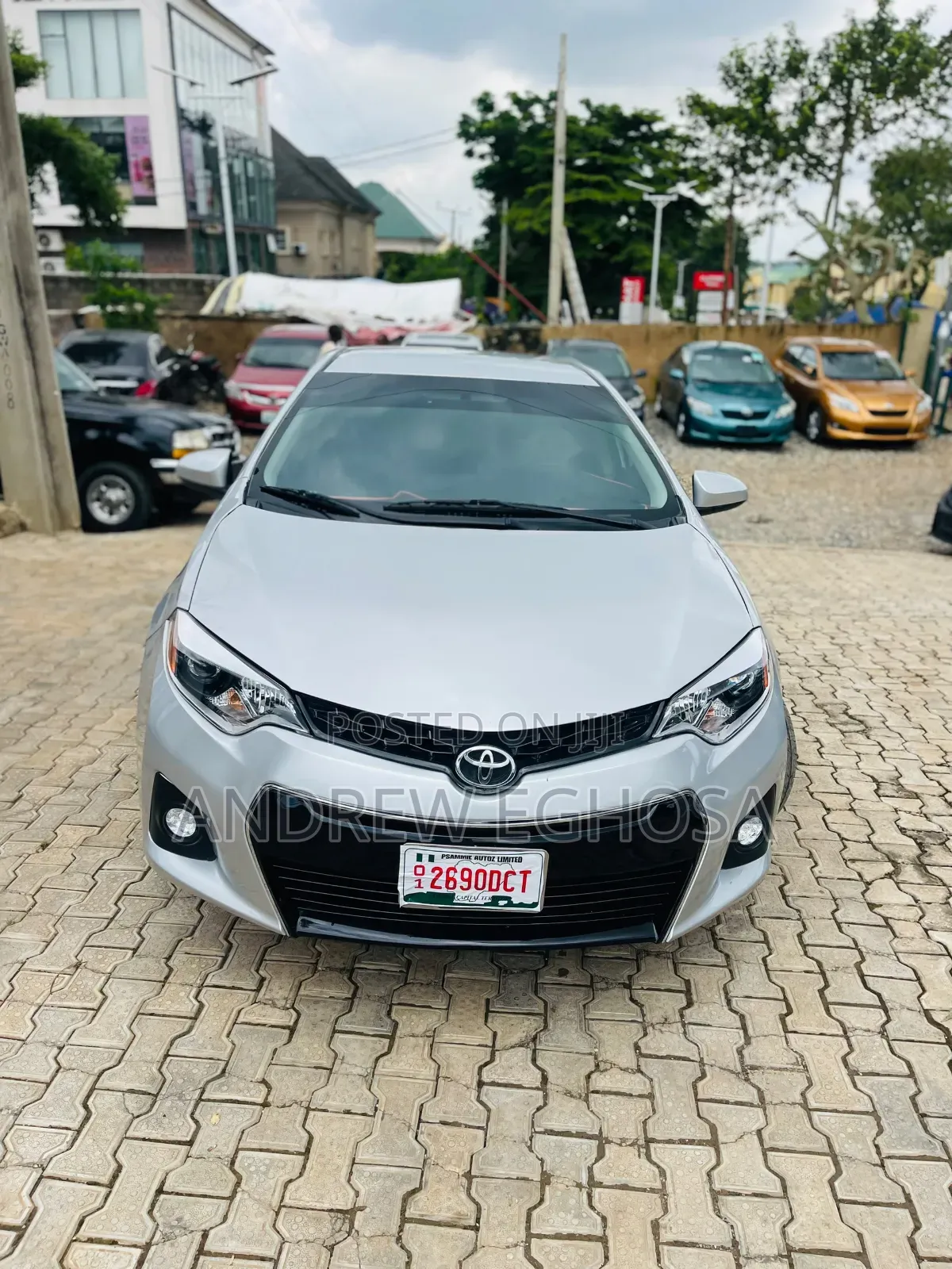 Toyota Corolla 2014 White