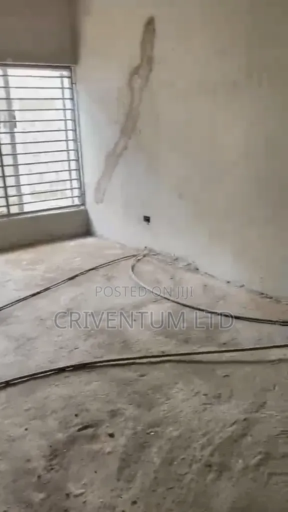 5bdrm Duplex in Guzape District for sale