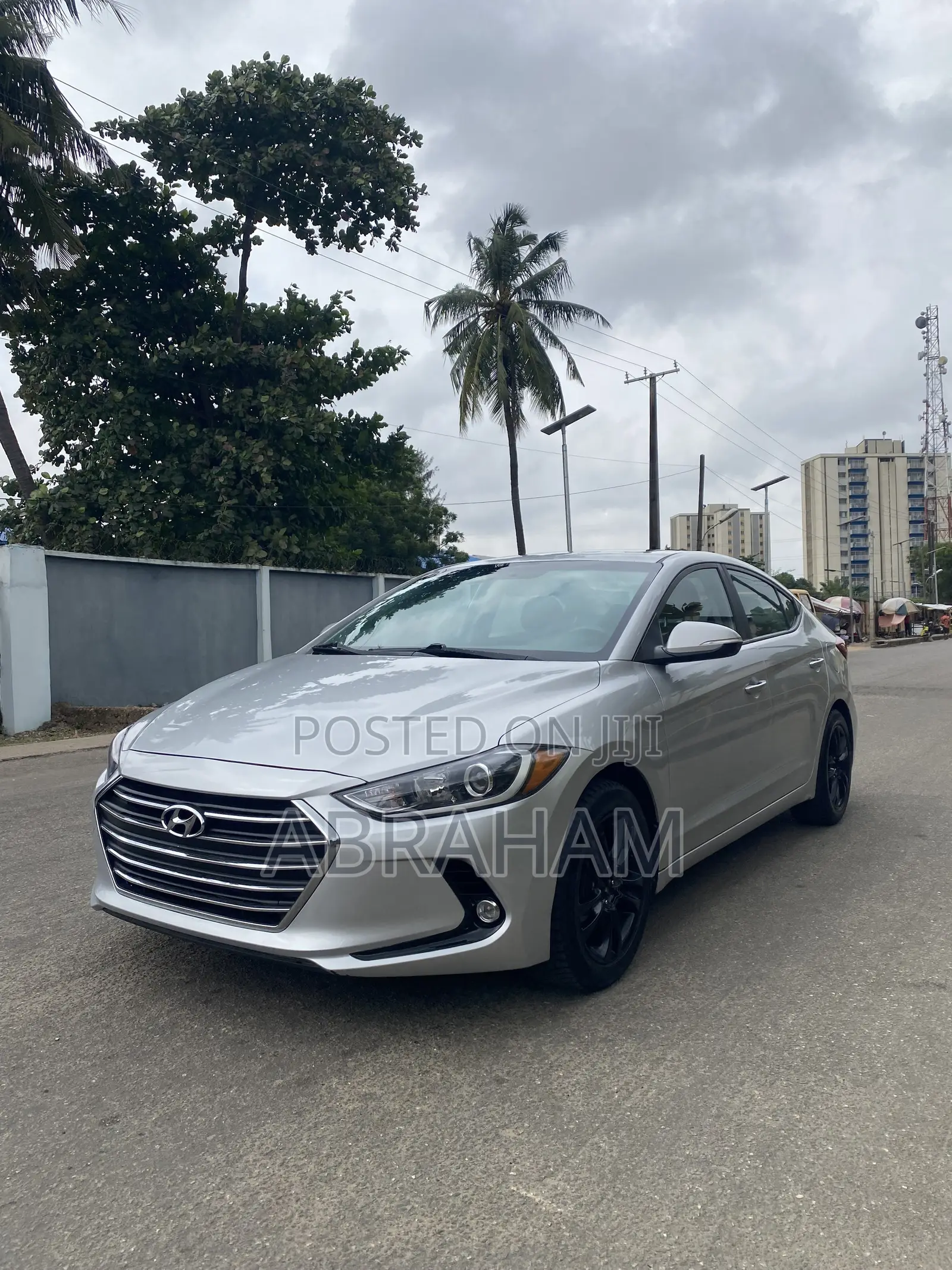 Hyundai Elantra 2018 Silver