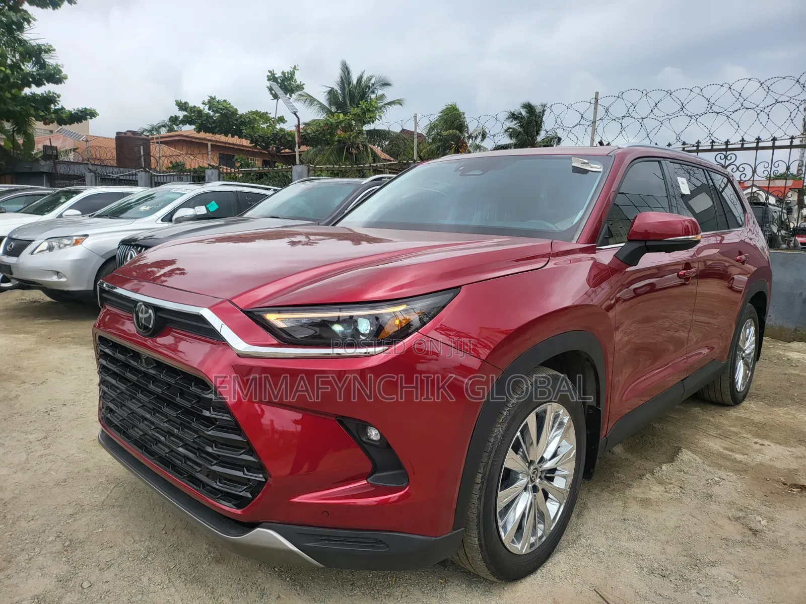 Toyota Highlander 2024 Red