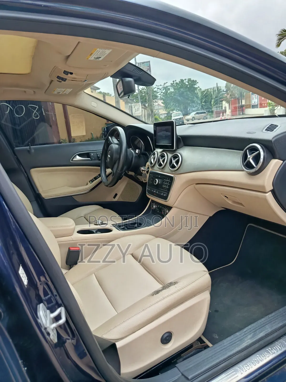 Mercedes-Benz GLA 250 2017 Blue
