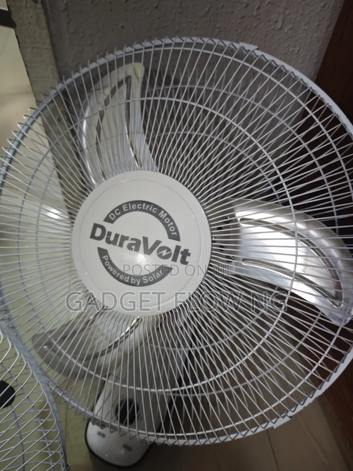 Duravolt 16" AC DC Fan (Used)