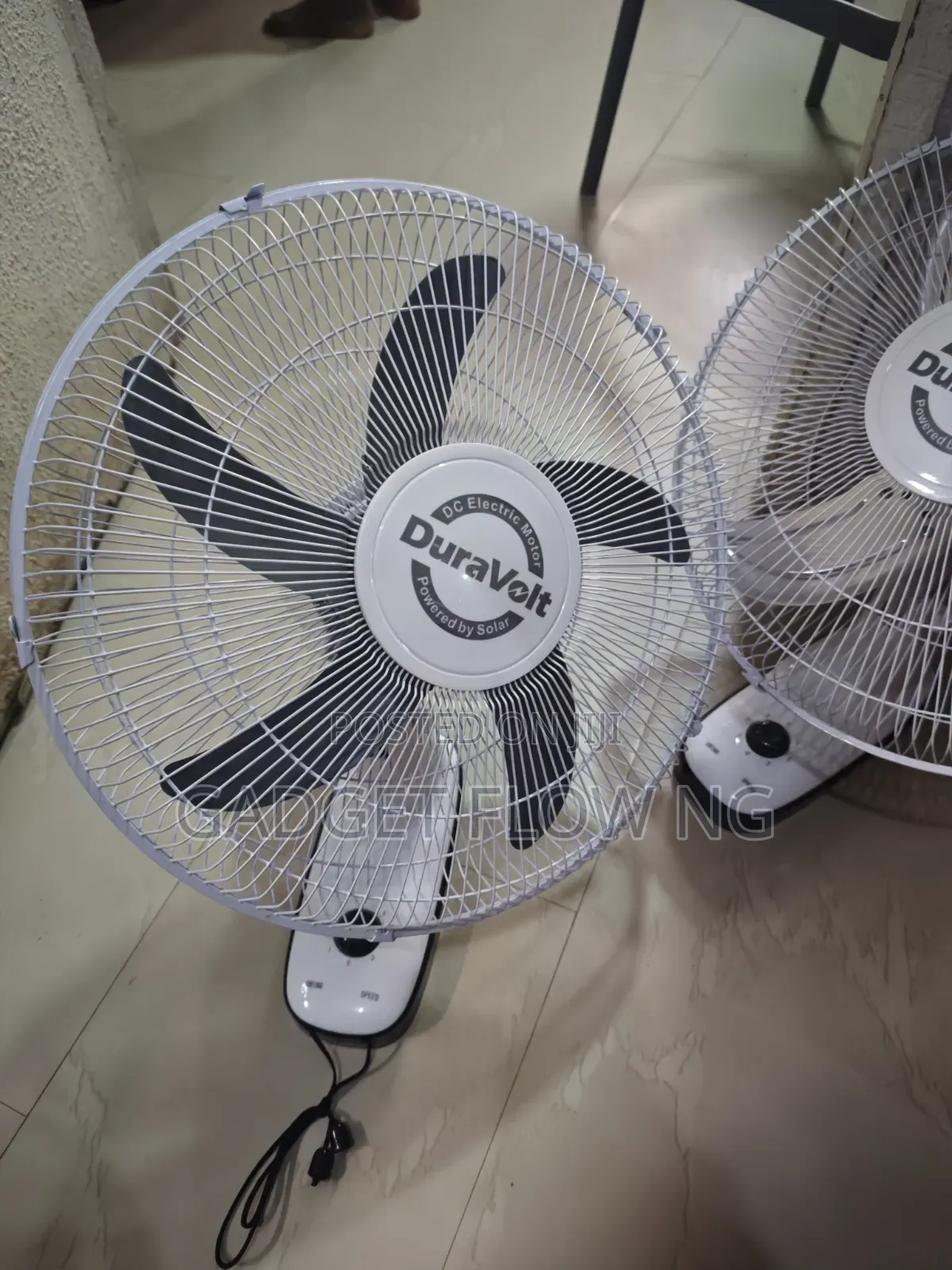 Duravolt 16" AC DC Fan (Used)