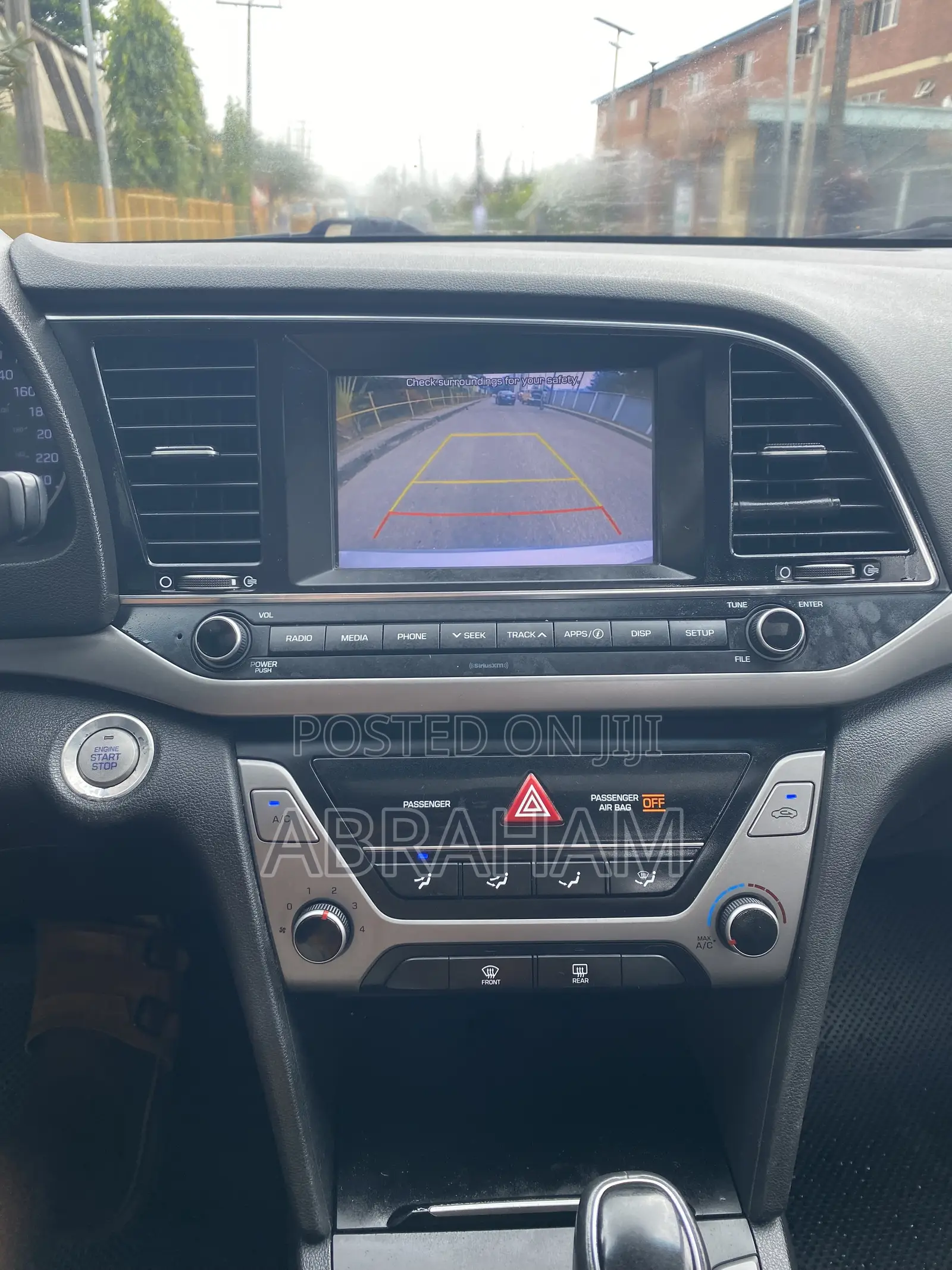 Hyundai Elantra 2018 Silver