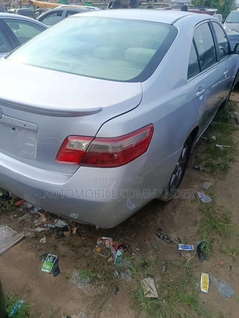 Toyota Camry 2008 Silver