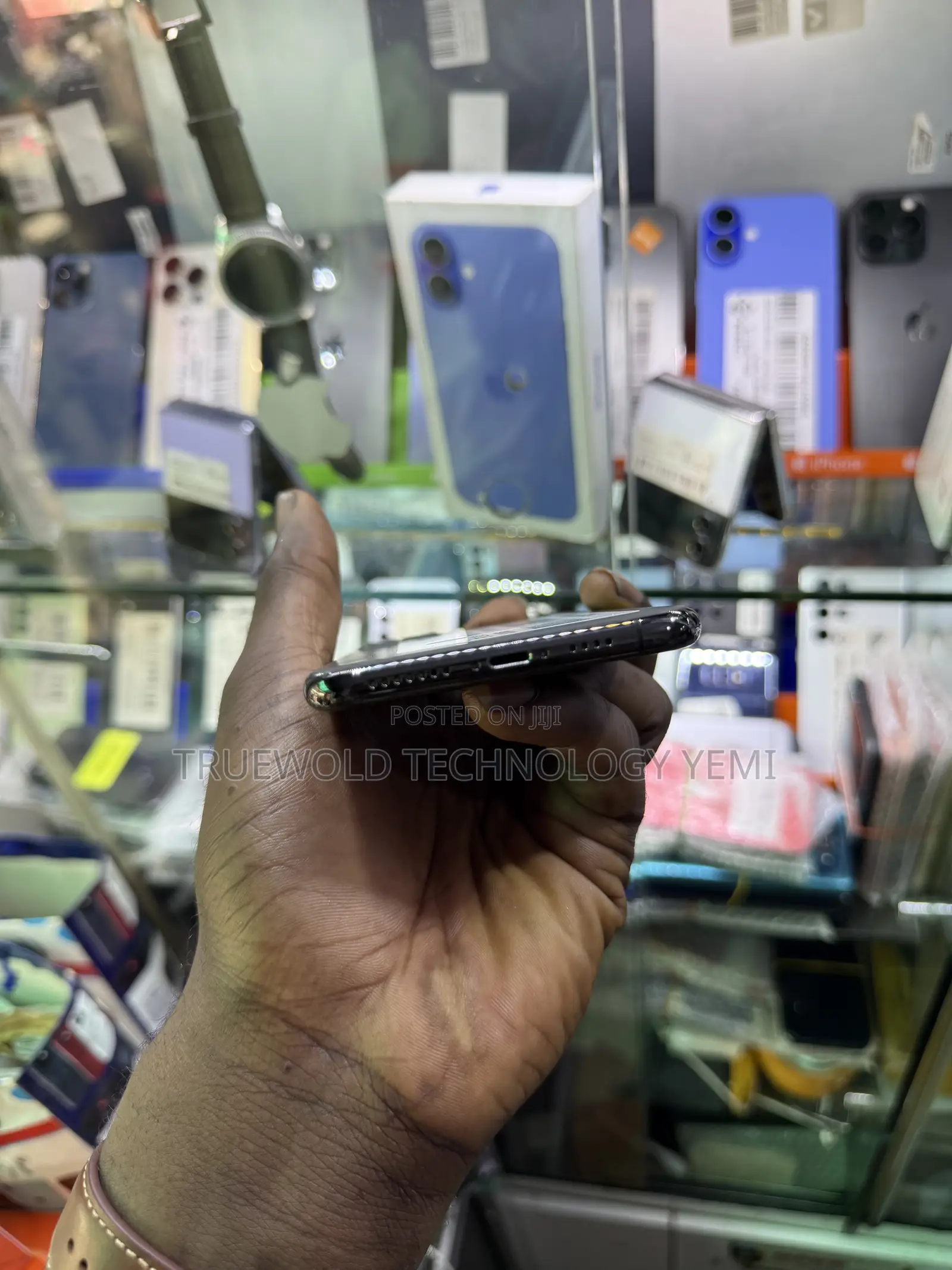 Apple iPhone 11 Pro Max 64 GB Black