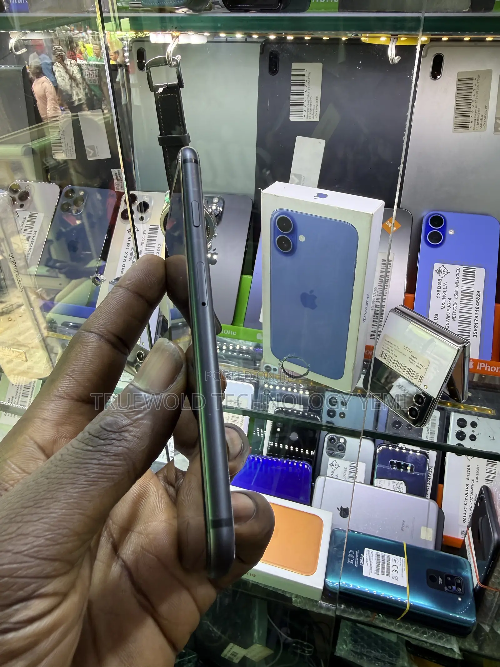 Apple iPhone 8 64 GB Black