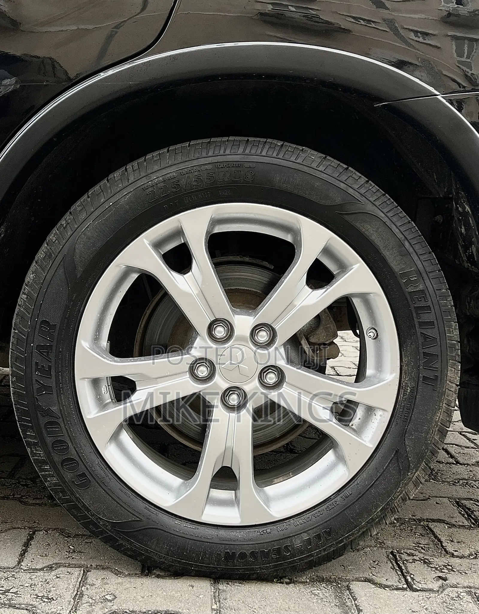 Mitsubishi Outlander SE 4dr SUV AWD (2.4L 4cyl CVT) 2015 Black