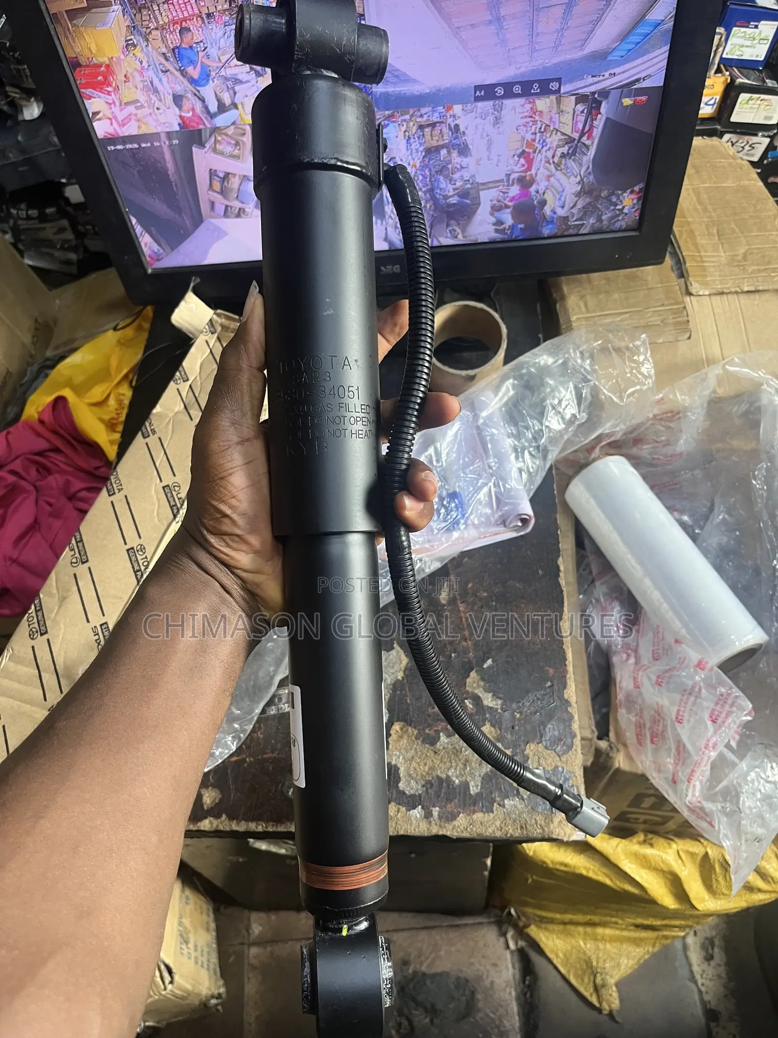 Rear Shocks Absorber for Sequoia ( Sensor)