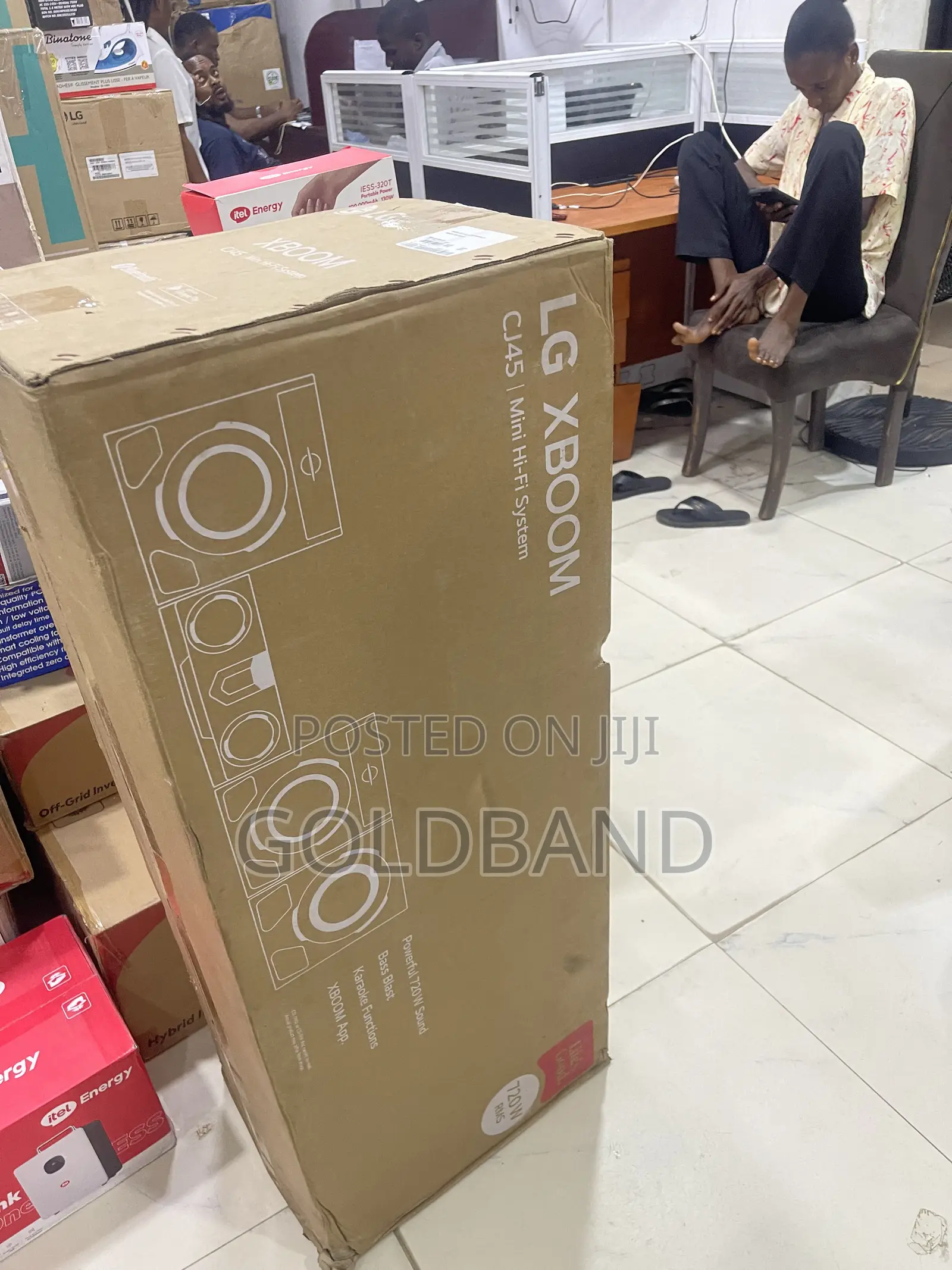 LG CJ45 3-Speaker Mini Hi-Fi – More Music, More Energy