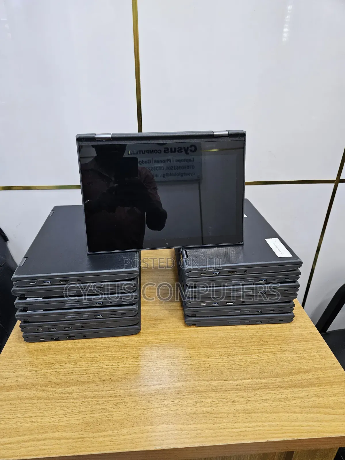 Laptop Lenovo 300e 4GB Intel SSD 128GB