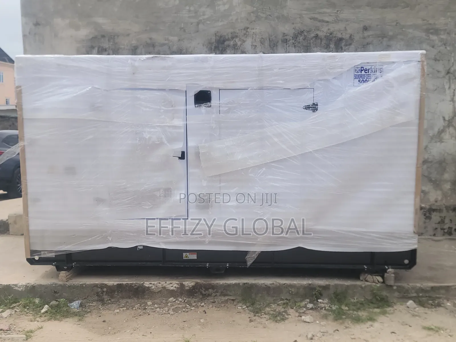 Heavy-Duty 500kVA Perkins Soundproof Diesel Generator, 100% Copper