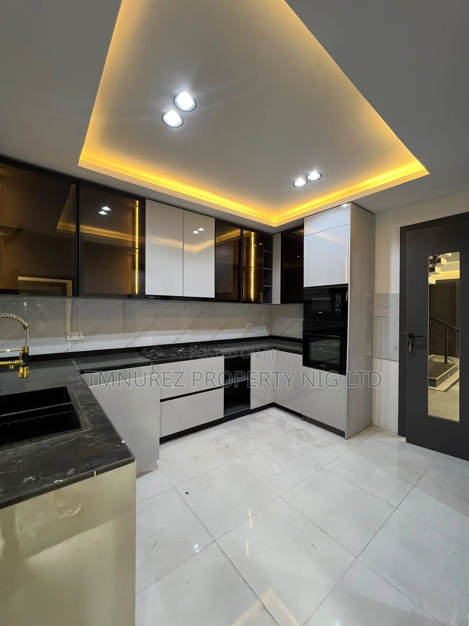 3bdrm Maisonette in Abraham Adesanya Estate for rent