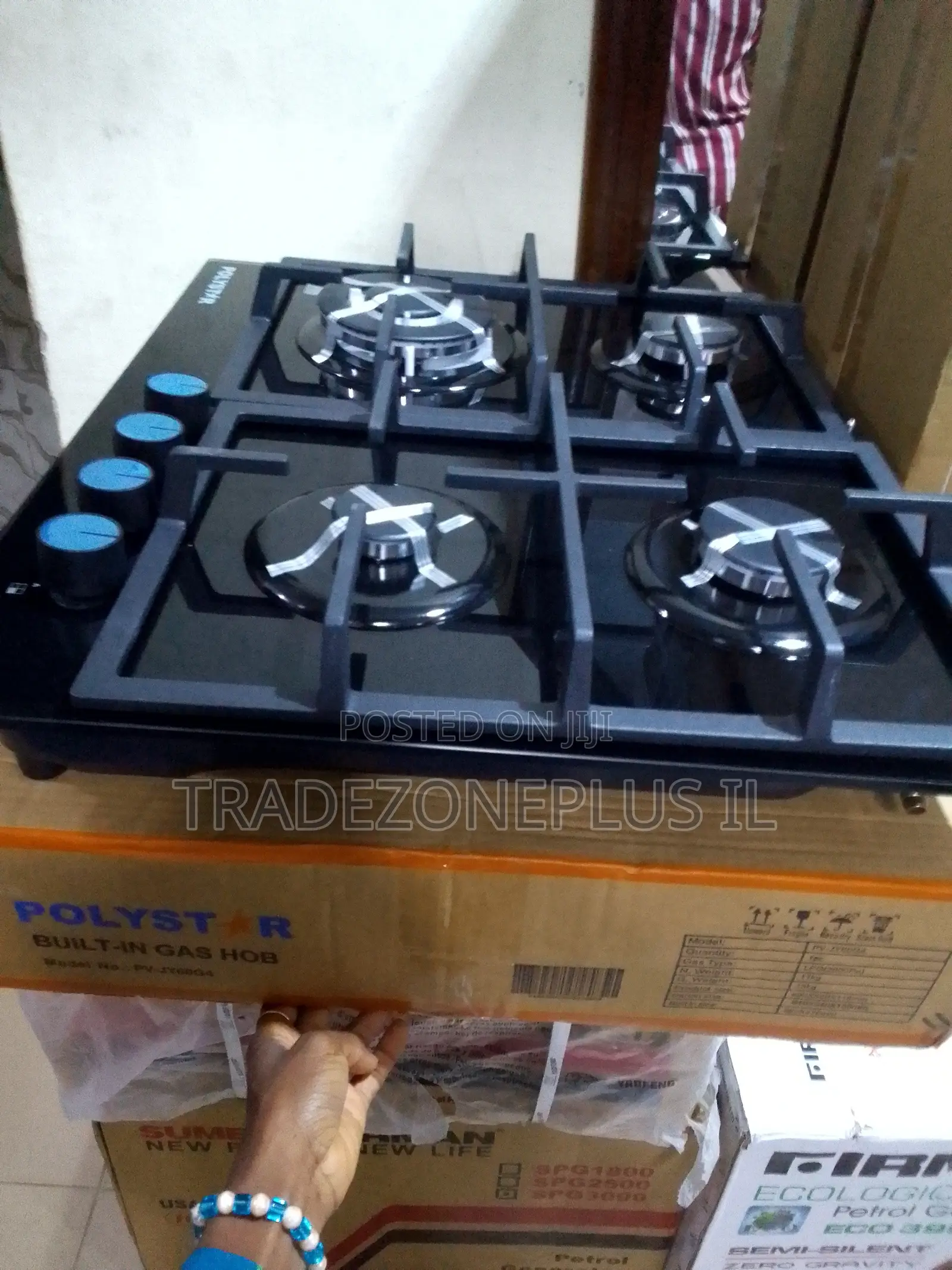 The Polystar 4-Burner Hob Features a Sleek 8mm Glass Top and Electric