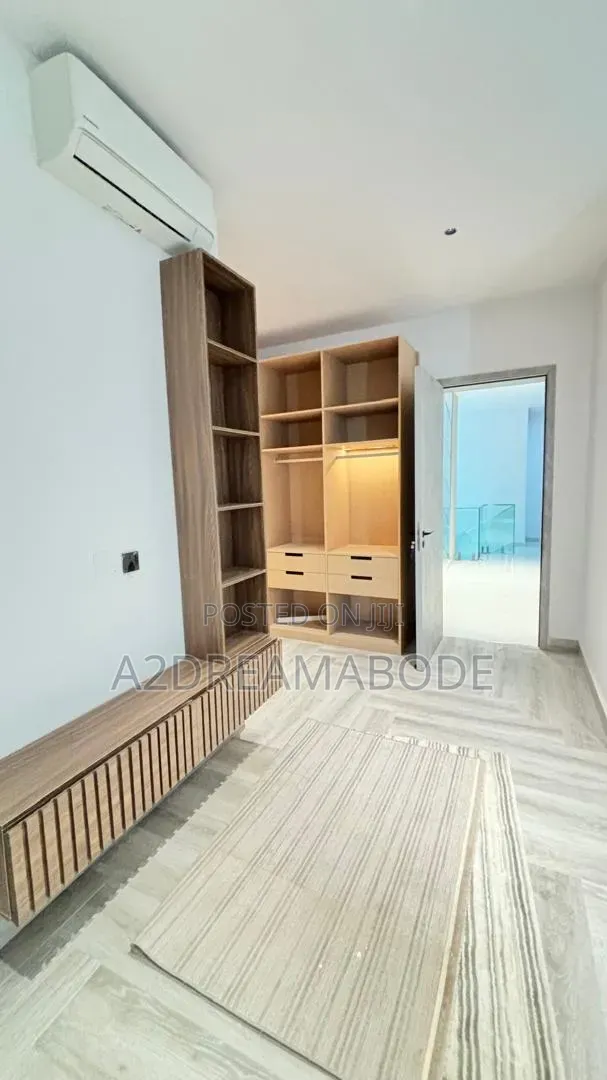 4bdrm Maisonette in Ikoyi, Gerard Road for sale