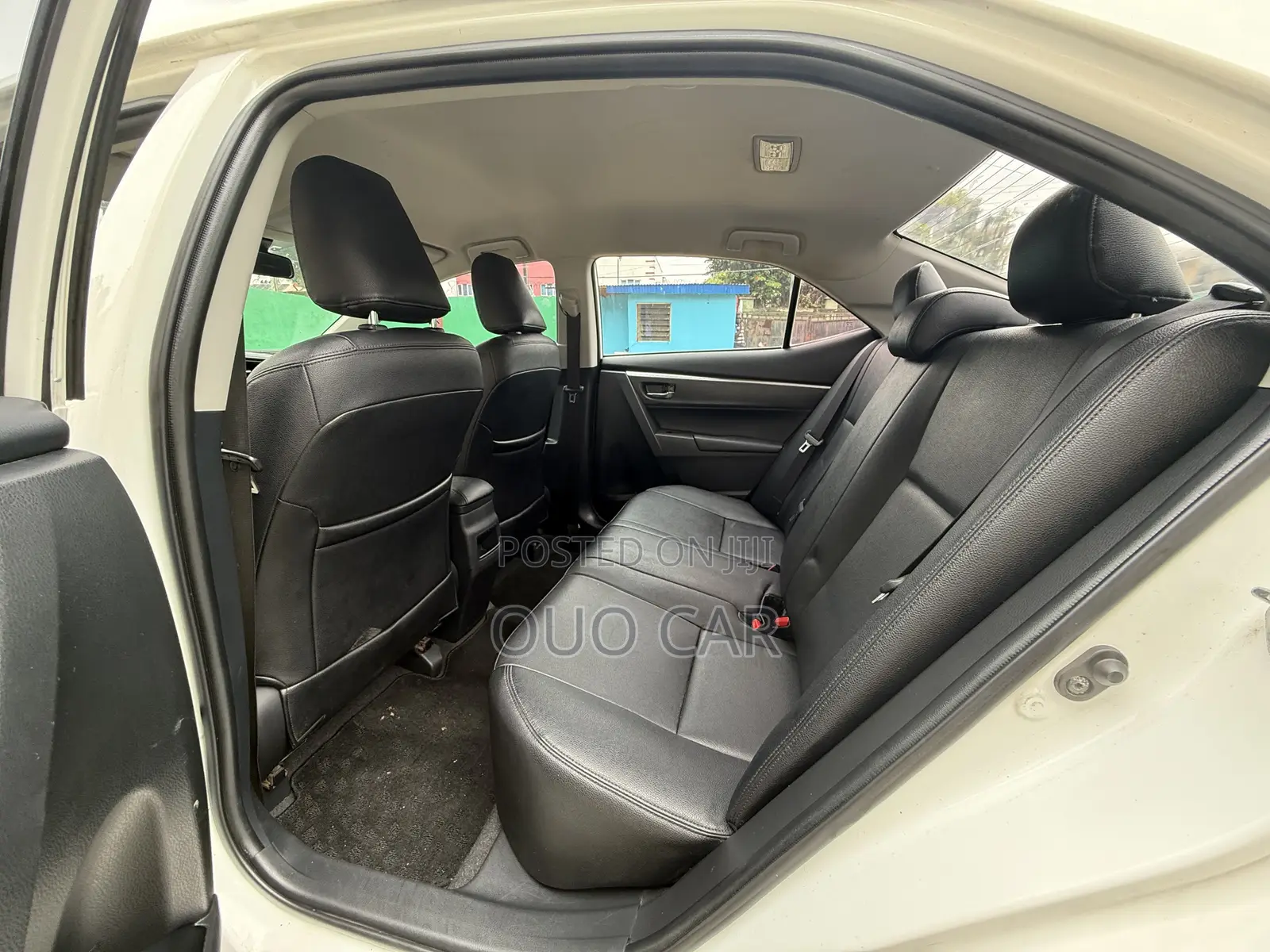 Toyota Corolla 2019 White