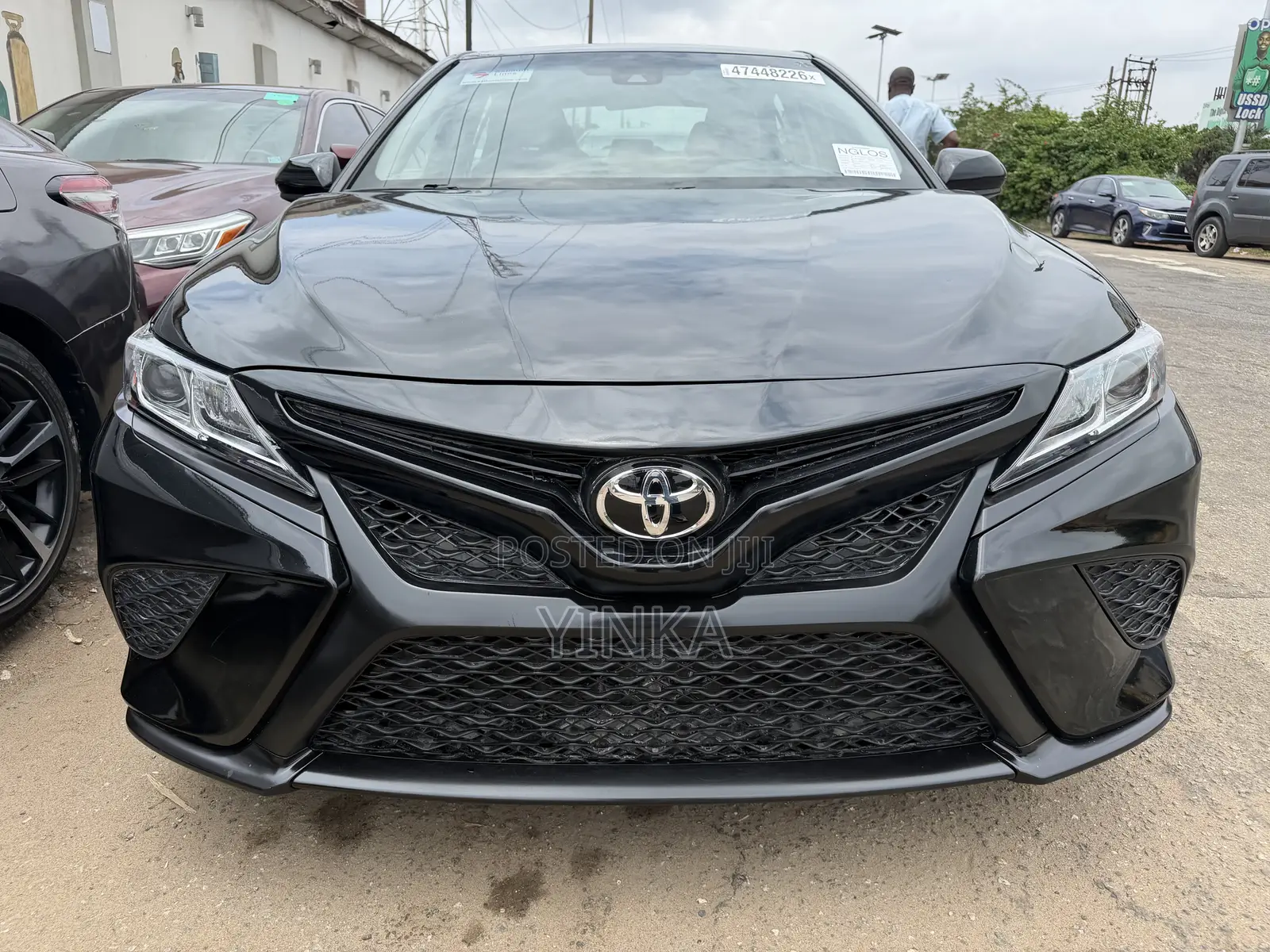 Toyota Camry SE (2.5L 4cyl 8A) 2019 Black