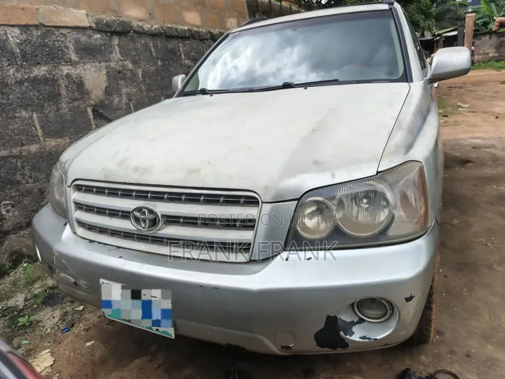 Toyota Highlander 2004 Silver