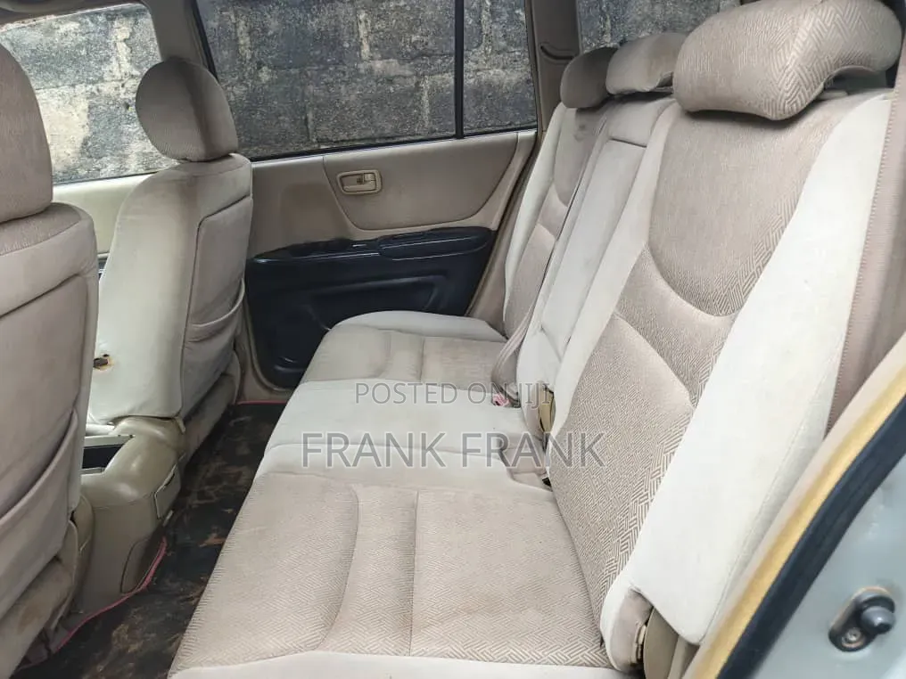 Toyota Highlander 2004 Silver
