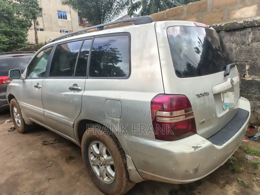 Toyota Highlander 2004 Silver